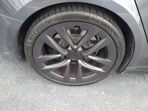 2021 Tesla Model S Long Range