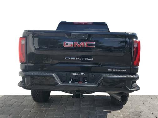 2025 GMC Sierra 2500 Denali