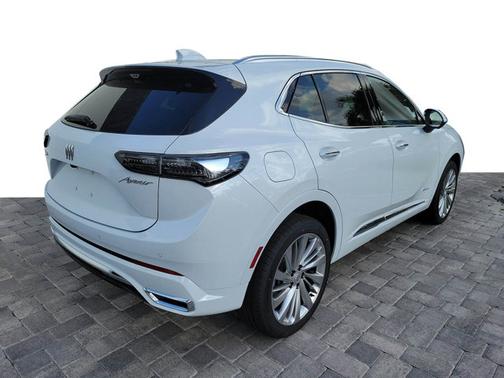 Iridescent White Tricoat 2026 Buick Envision Avenir