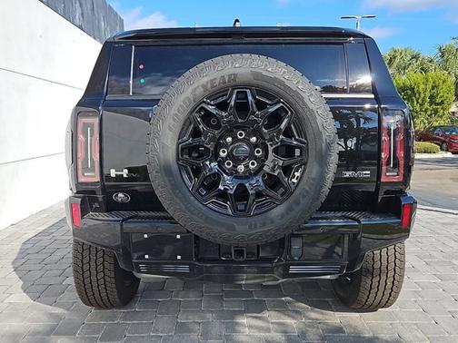 2025 GMC HUMMER EV SUV 2X
