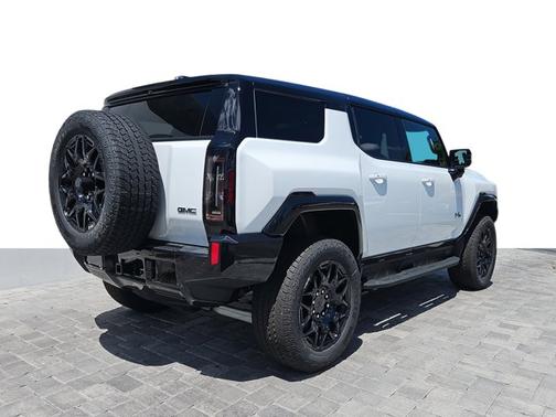 2026 GMC HUMMER EV SUV 2X