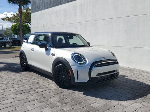 2023 MINI Hardtop Cooper
