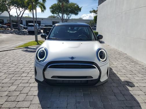 2023 MINI Hardtop Cooper