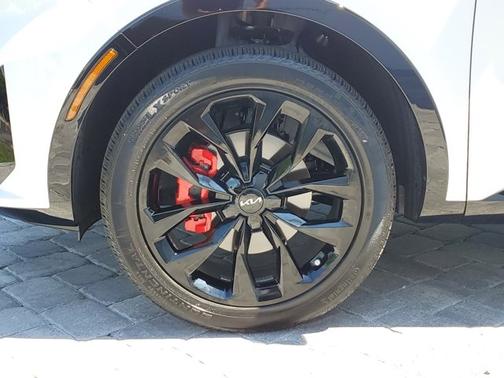 Photo 3 of 36 of 2022 Kia Sorento SX