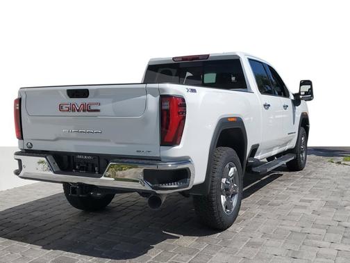 2025 GMC Sierra 2500 SLT