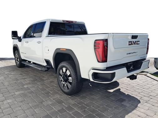 2025 GMC Sierra 2500 Denali