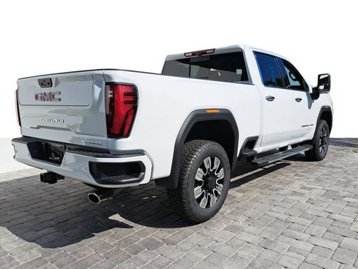 2025 GMC Sierra 2500 Denali