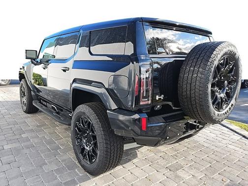 2025 GMC HUMMER EV SUV 2X
