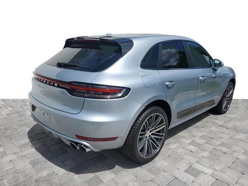 Dolomite Silver Metallic 2020 Porsche Macan Turbo
