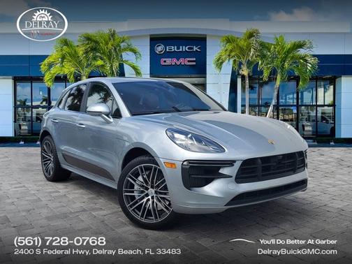Dolomite Silver Metallic 2020 Porsche Macan Turbo