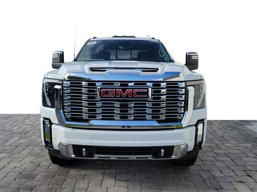 Summit White 2026 GMC Sierra 2500 Denali