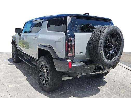 2026 GMC HUMMER EV SUV 2X