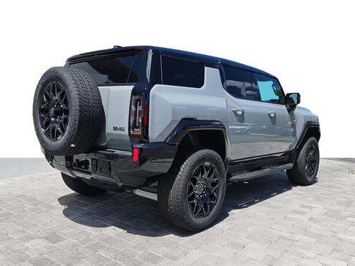 2026 GMC HUMMER EV SUV 2X