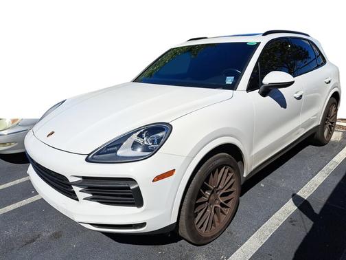2023 Porsche Cayenne Platinum Edition