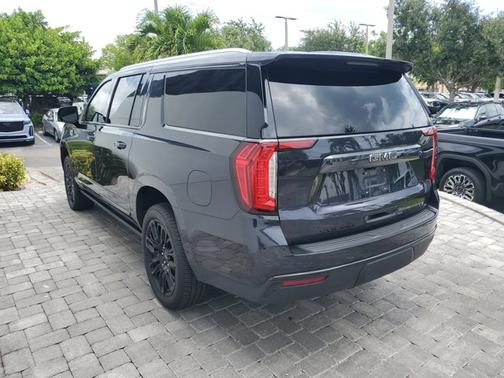 Titanium Rush Metallic 2023 GMC Yukon XL Denali Ultimate