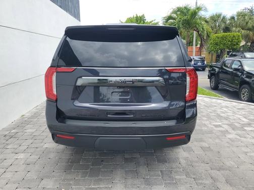 Titanium Rush Metallic 2023 GMC Yukon XL Denali Ultimate