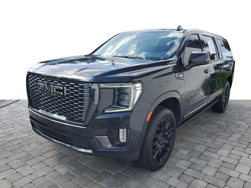 Titanium Rush Metallic 2023 GMC Yukon XL Denali Ultimate