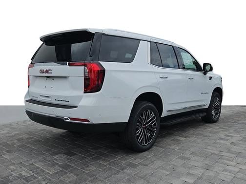 2025 GMC Yukon Elevation