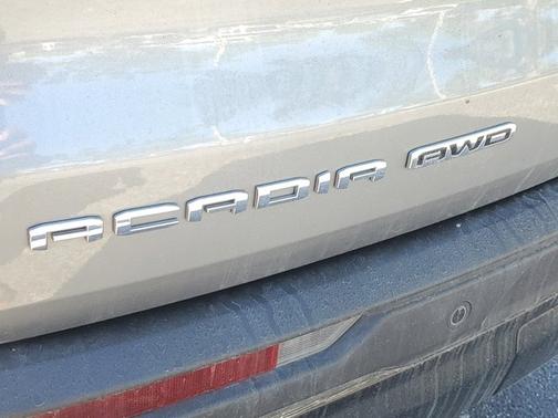 2024 GMC Acadia AWD AT4