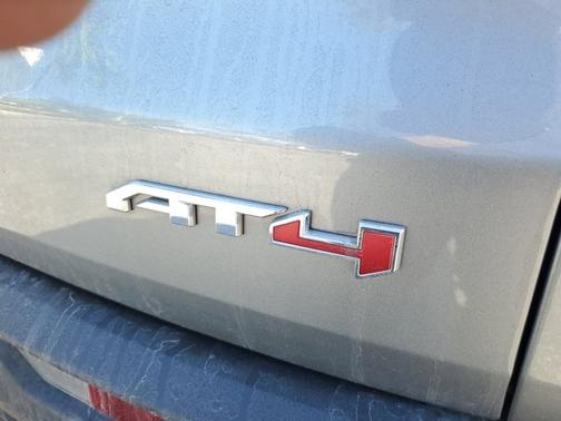 2024 GMC Acadia AWD AT4
