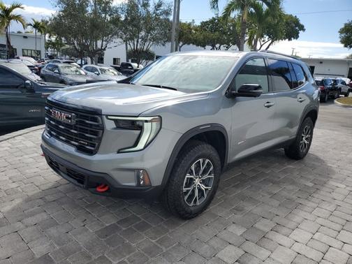 2024 GMC Acadia AWD AT4
