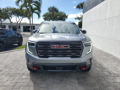 2024 GMC Acadia AWD AT4