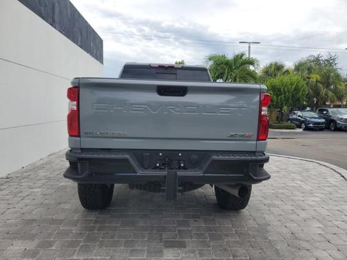 2024 Chevrolet Silverado 2500 ZR2