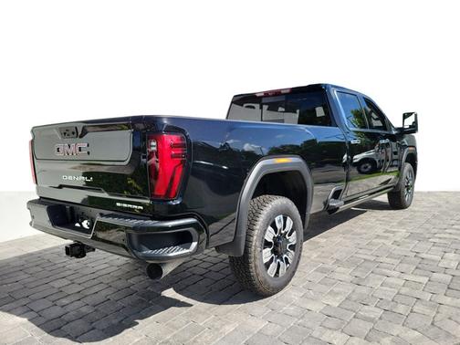 Onyx Black 2026 GMC Sierra 3500 Denali