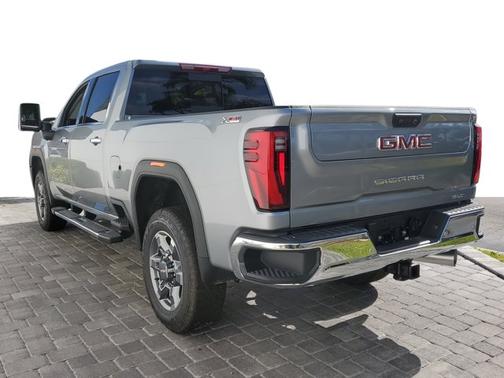 2025 GMC Sierra 2500 SLT