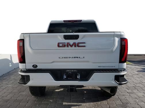2025 GMC Sierra 2500 Denali