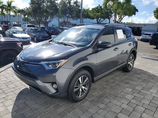 2018 Toyota RAV4 XLE