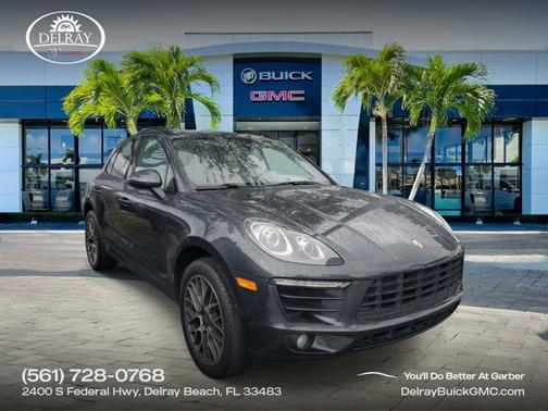 2018 Porsche Macan Base (PDK)