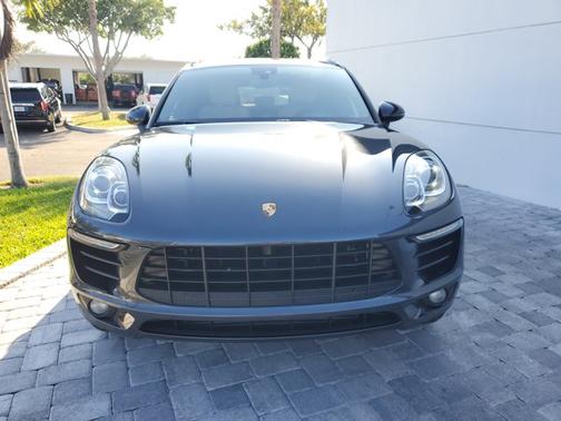 2018 Porsche Macan Base