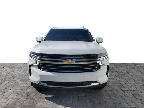 Summit White 2023 Chevrolet Suburban LT