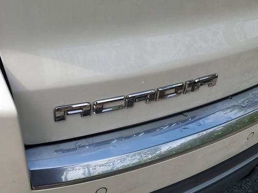 2015 GMC Acadia SLT-2