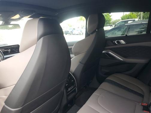 2022 BMW X6 M Base