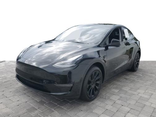 2024 Tesla Model Y Standard Range