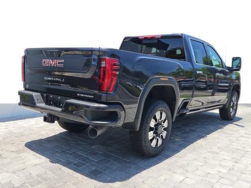 2025 GMC Sierra 2500 Denali