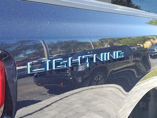 2024 Ford F-150 Lightning Flash