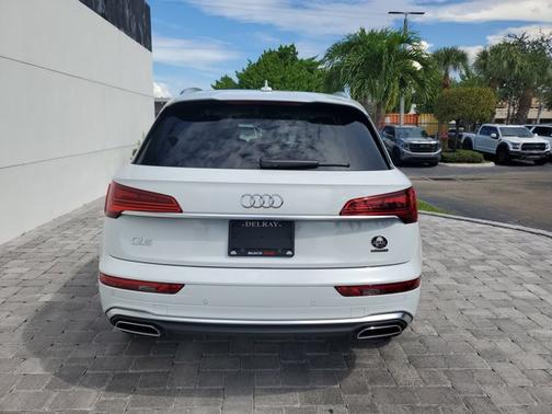 2024 Audi Q5 S line Premium