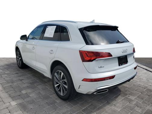 2024 Audi Q5 S line Premium