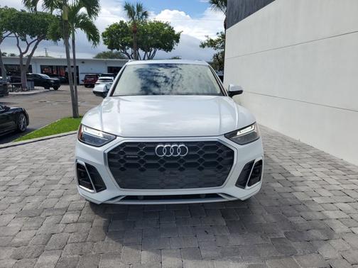 2024 Audi Q5 S line Premium