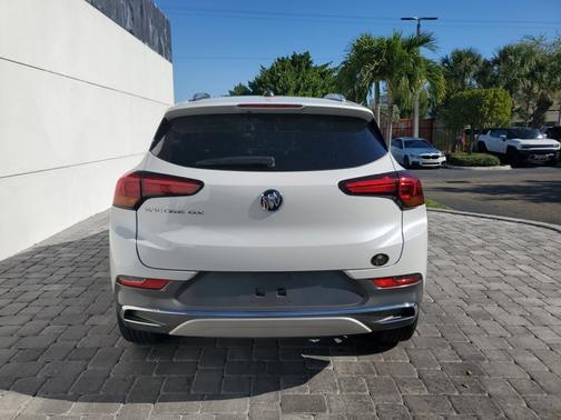White Frost Tricoat 2023 Buick Encore GX Essence