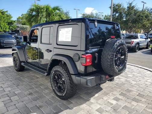 2022 Jeep Wrangler Unlimited Willys