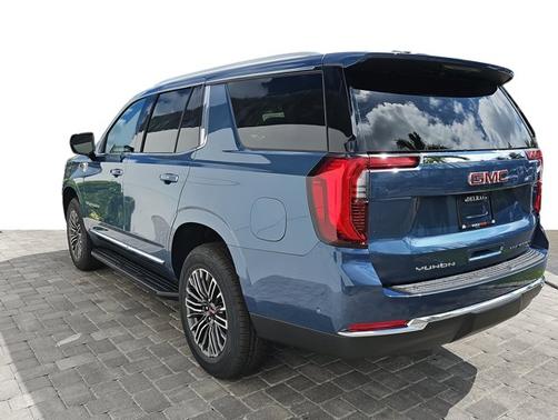 2025 GMC Yukon Elevation