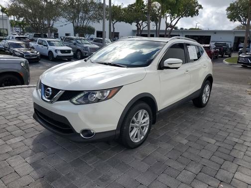 2017 Nissan Rogue Sport SV