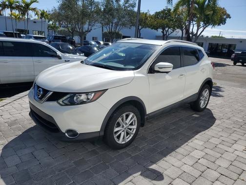 2017 Nissan Rogue Sport SV