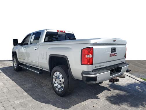 2018 GMC Sierra 2500 Denali
