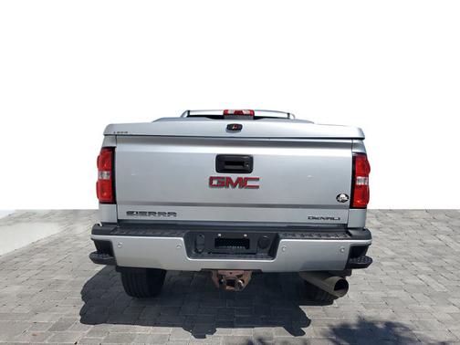 2018 GMC Sierra 2500 Denali