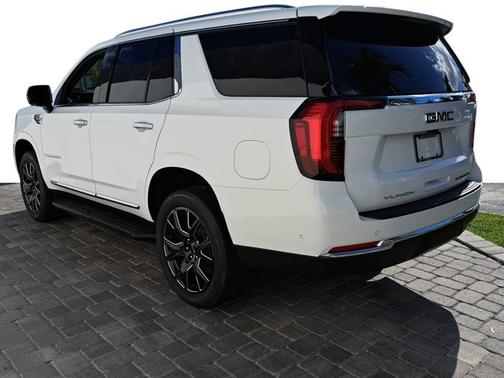 2025 GMC Yukon Elevation